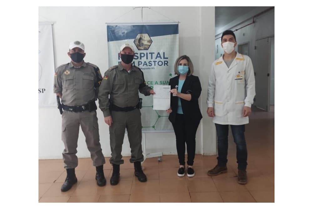 Policiais Militares de Santo Augusto doam oxigênio medicinal ao Hospital