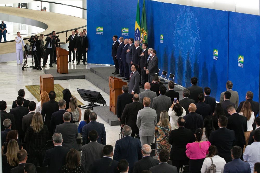 Governo lança carteira nacional de identidade com registro único