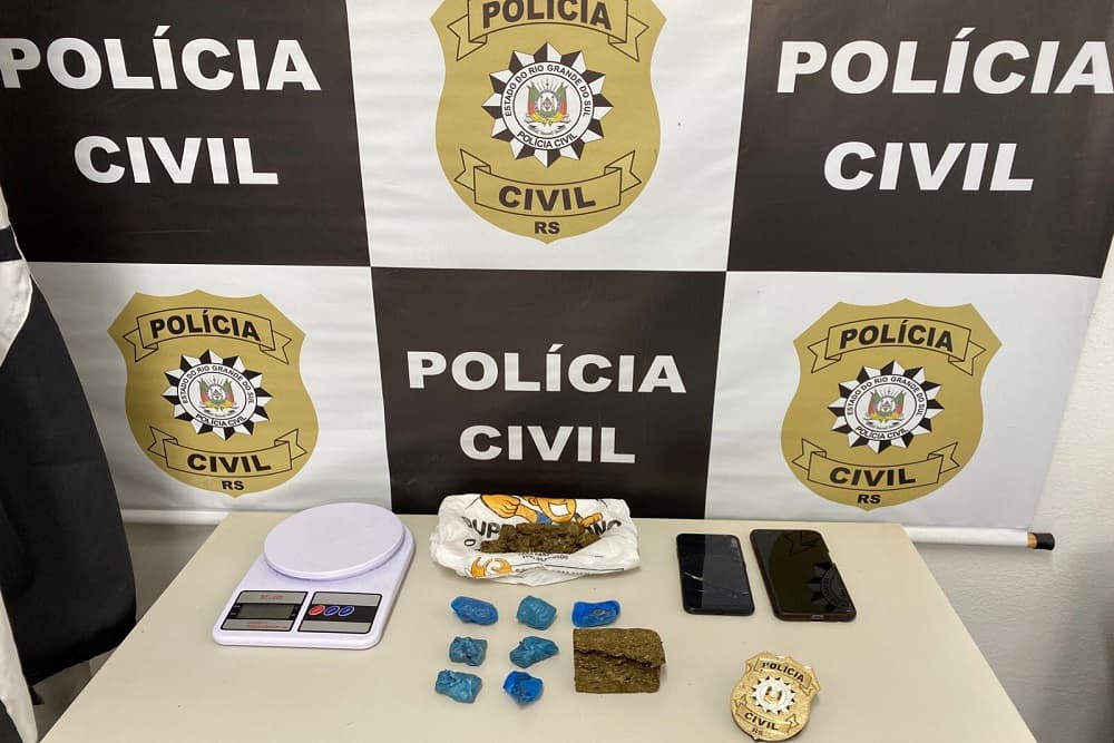 Duas mulheres são presas por tráfico de drogas no Bairro Glória em Santo Augusto