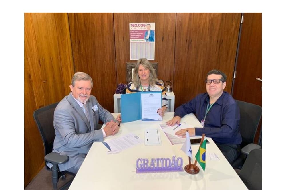 AMUCELEIRO solicita emenda para projeto de ponte binacional