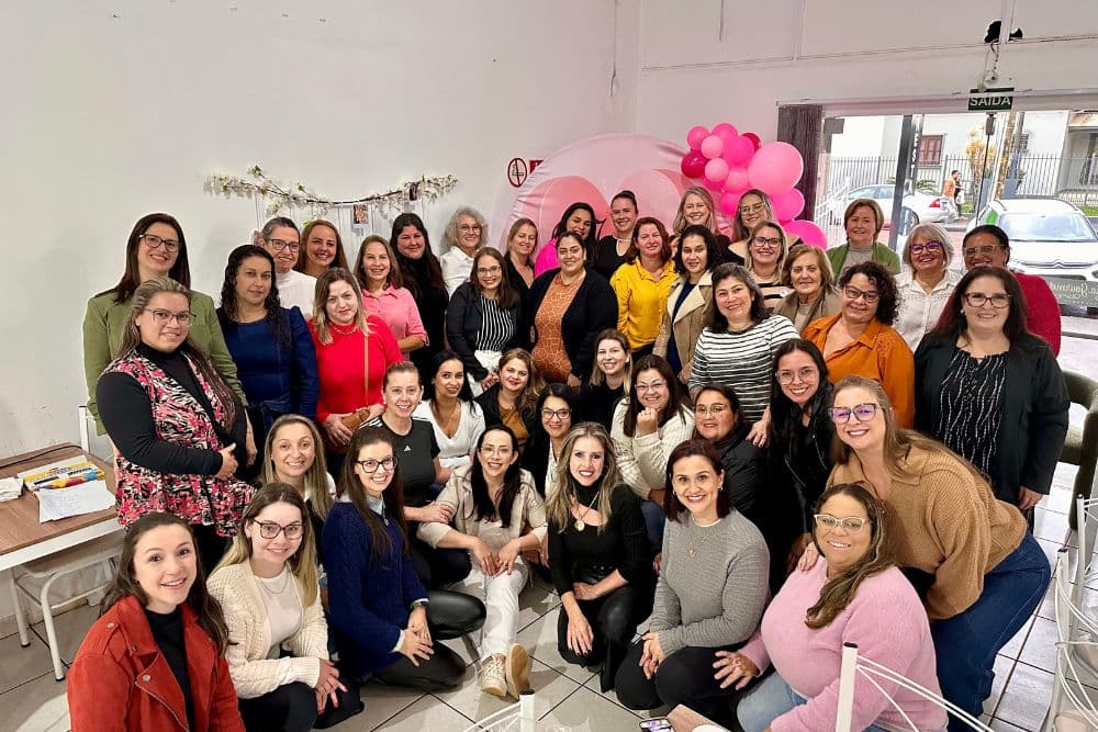 AME+ realiza chá especial em homenagem às mães