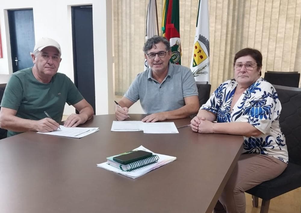 Assinada ordem de início para obras na sede da Secretaria de Desenvolvimento Social e Habitação de São Martinho