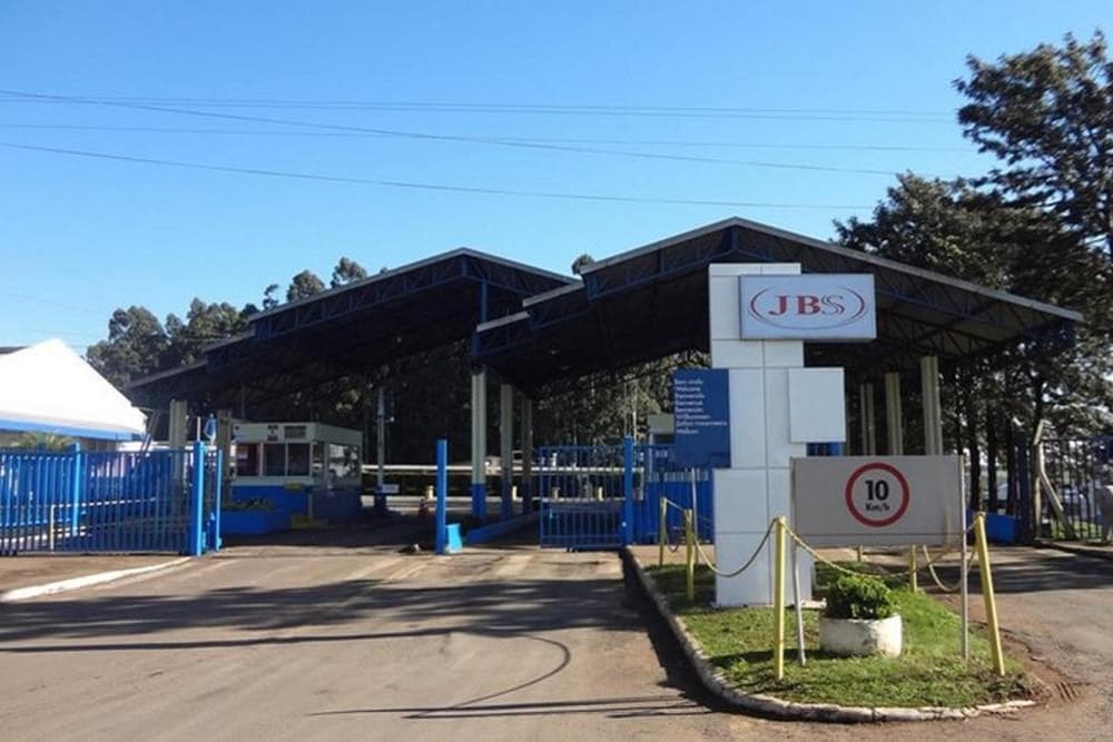 China retoma compras de dois frigoríficos da JBS no RS