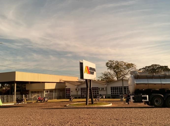 Vazamento de amônia em frigorífico leva 20 trabalhadores a hospital em Sarandi