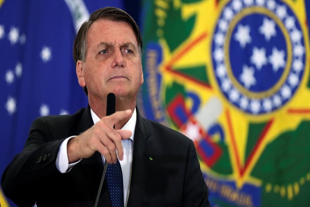 Bolsonaro sanciona, com veto, lei que autoriza empresas a remarcar até 2023 eventos cancelados na pandemia