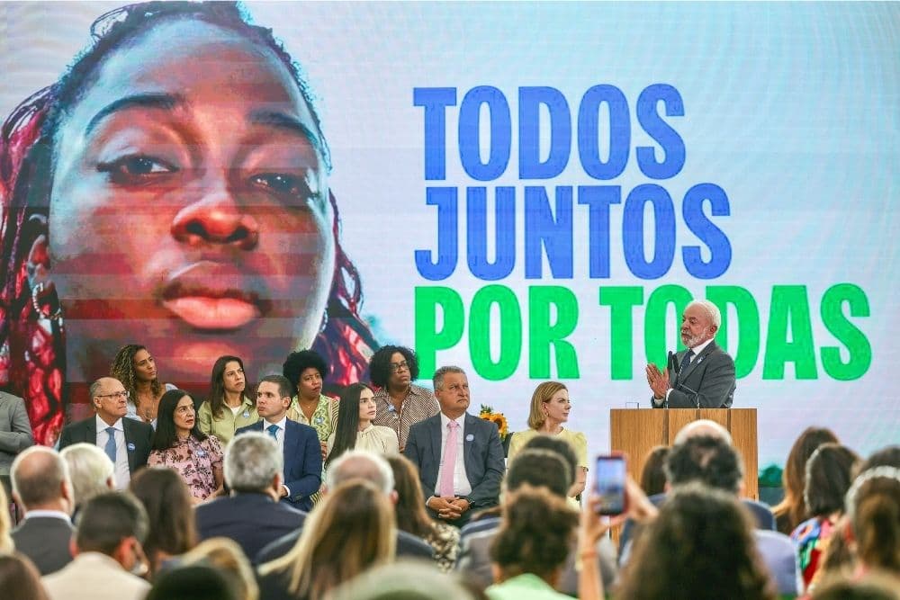 Pacto para enfrentamento ao feminicídio no Brasil é assinado; veja o que está proposto