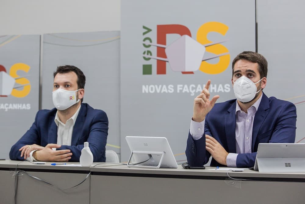 Governo debate com deputados e prefeitos novo sistema de distanciamento do RS