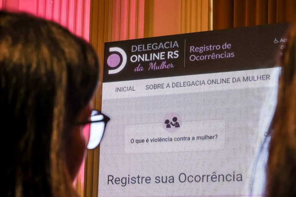 Estado lança Delegacia Online da Mulher