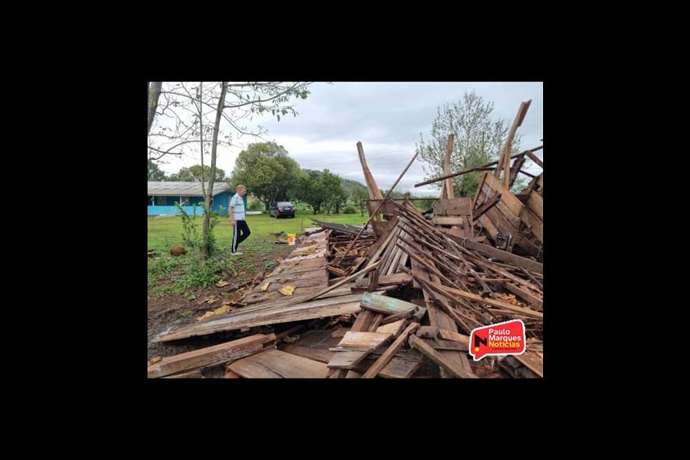 Ventos causam destruição em propriedade rural no interior de São José do Inhacorá