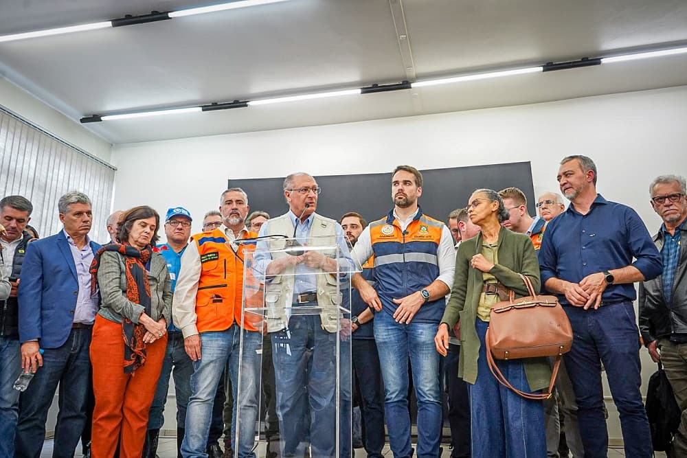 Enchentes: governo federal anuncia R$ 741 milhões em socorro ao RS