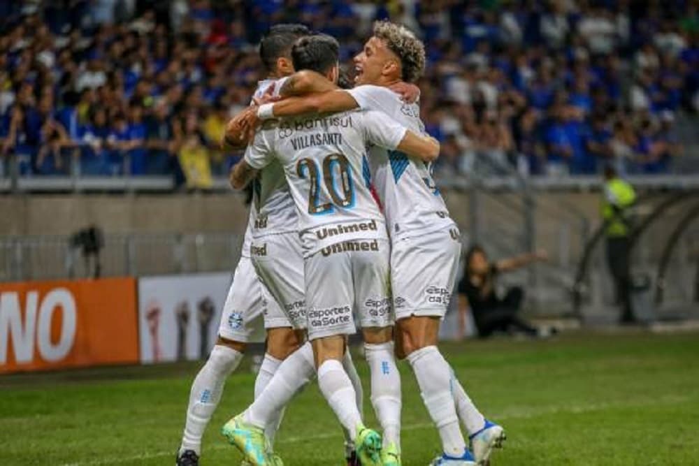 Grêmio vence o Cruzeiro e garante vaga nas quartas da Copa do Brasil