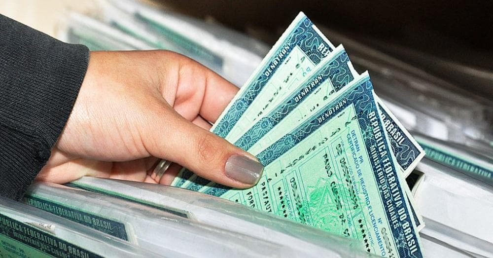 Liminar determina que Detran volte a emitir documentos impressos de veículos