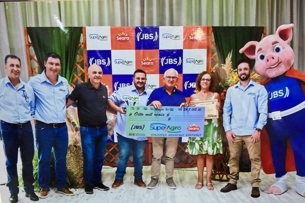 Família Konzen, de São Martinho, celebra importante conquista no programa SuperAgro, promovido pela empresa JBS/Seara