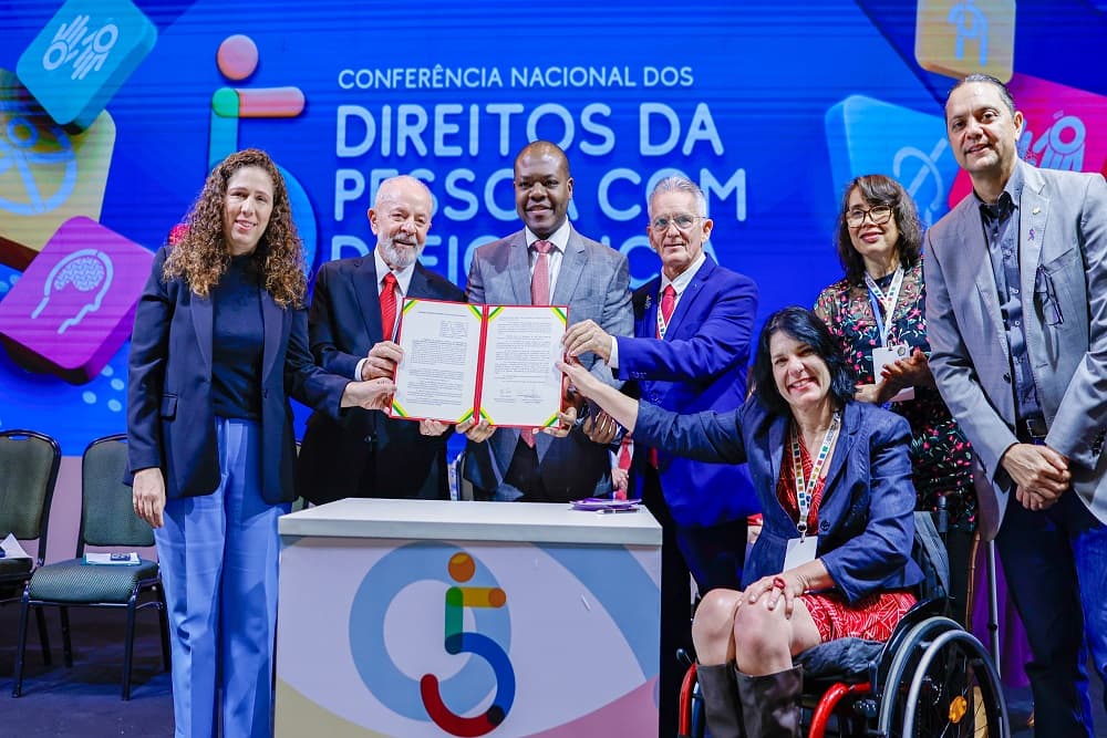 Governo cria sistema de emissão de carteira nacional da pessoa com TEA