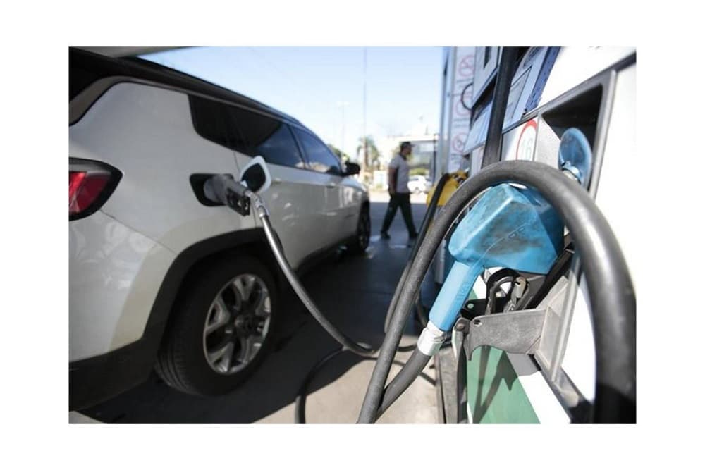 Petrobras reduz preço da gasolina em R$ 0,15