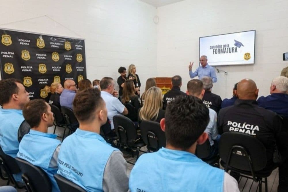 Apenados da Penitenciária de Ijuí concluem curso de qualificação e atuarão no setor calçadista