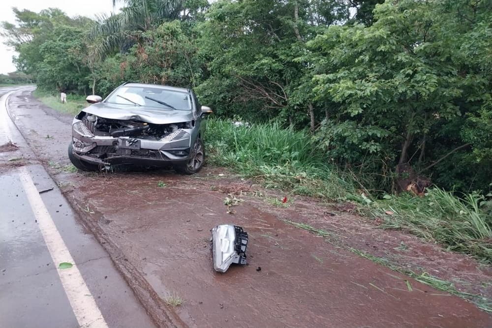 Saída de pista foi registrada na RS210 em São Martinho