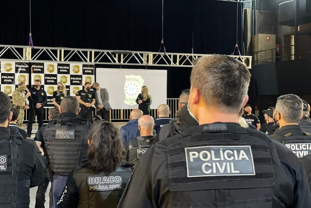 Polícia desarticula grupo do RS que aplicava golpe dos nudes