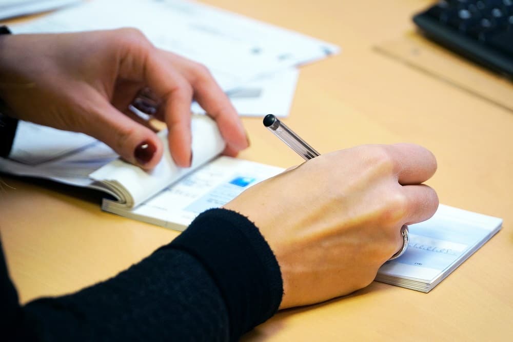 STR alerta para cheques falsos em nome de sindicatos