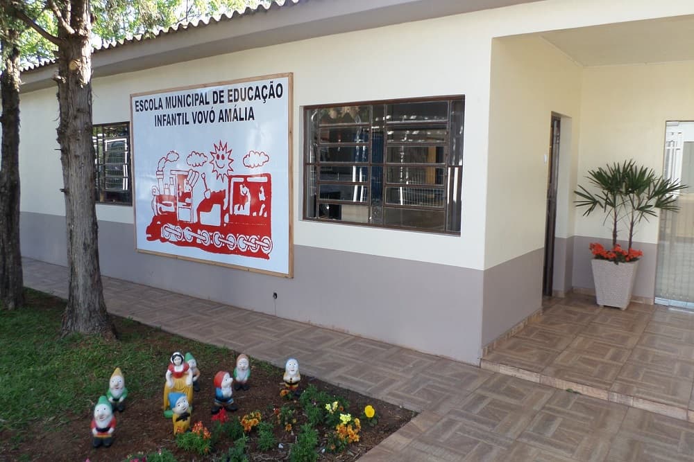 Segunda-feira será de volta às aulas nas Redes Municipal e Estadual