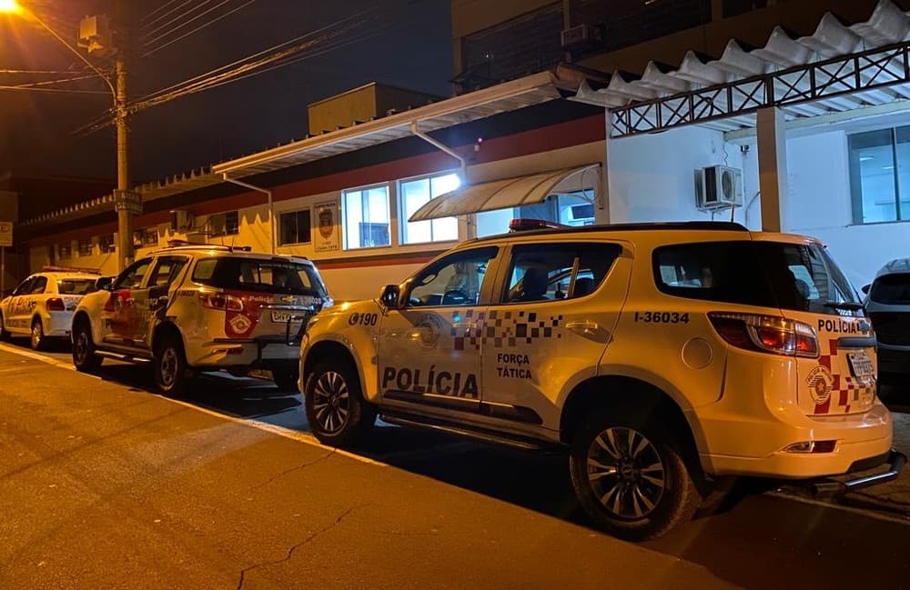 Recém-nascido morre após ser atacado por pitbull