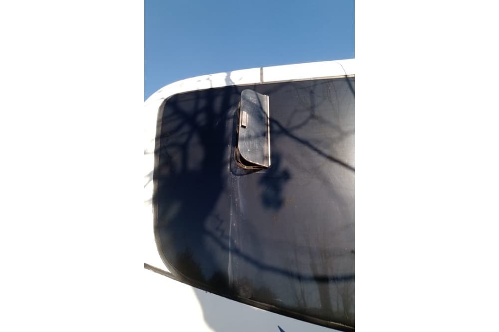 Vídeo| Polícia divulga imagens da jovem que confessou ter jogado bebê pela janela de ônibus em Panambi