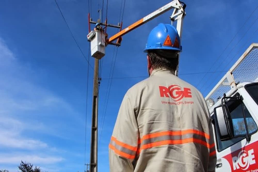 RGE programa desligamento de energia nesta quarta-feira