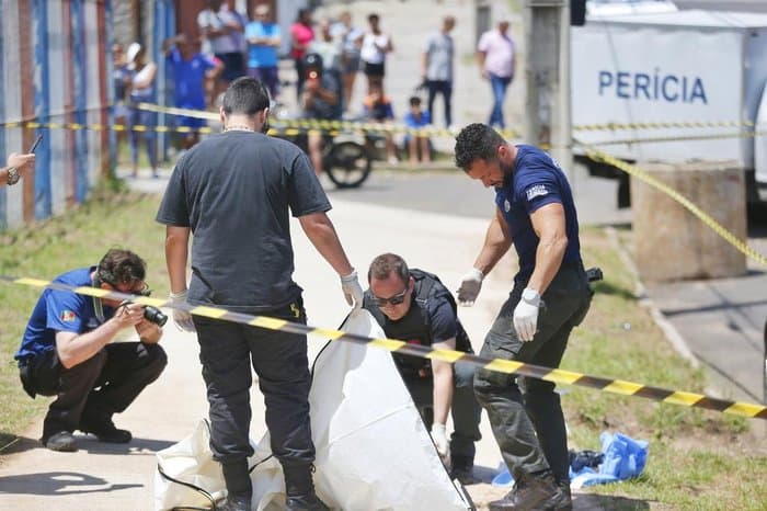Cabeça é encontrada em calçada em Porto Alegre