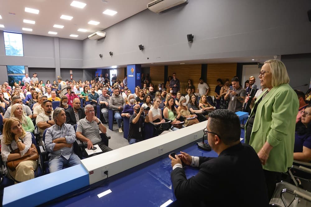 Governo amplia ações de combate à dengue no Estado