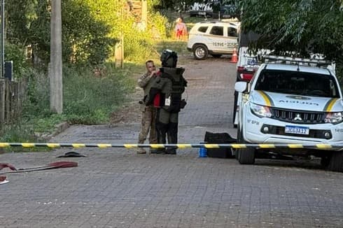 Artefato semelhante a projétil de artilharia é encontrado em residência de Cruz Alta