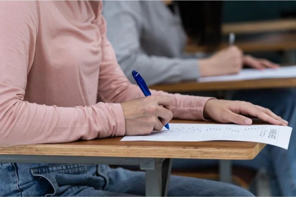 Concursos públicos no RS têm mais de mil vagas abertas com salários de até R$ 23 mil