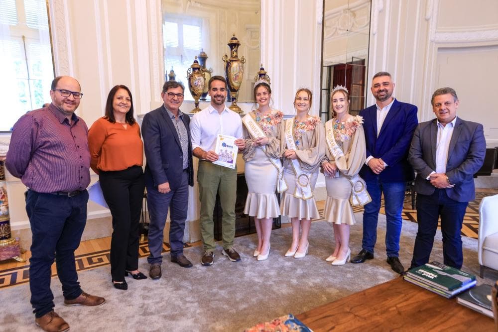 SOBERANAS DE SÃO MARTINHO NA CAPITAL GAÚCHA CUMPRINDO AGENDA PARA EXPOMARTINHO 2023