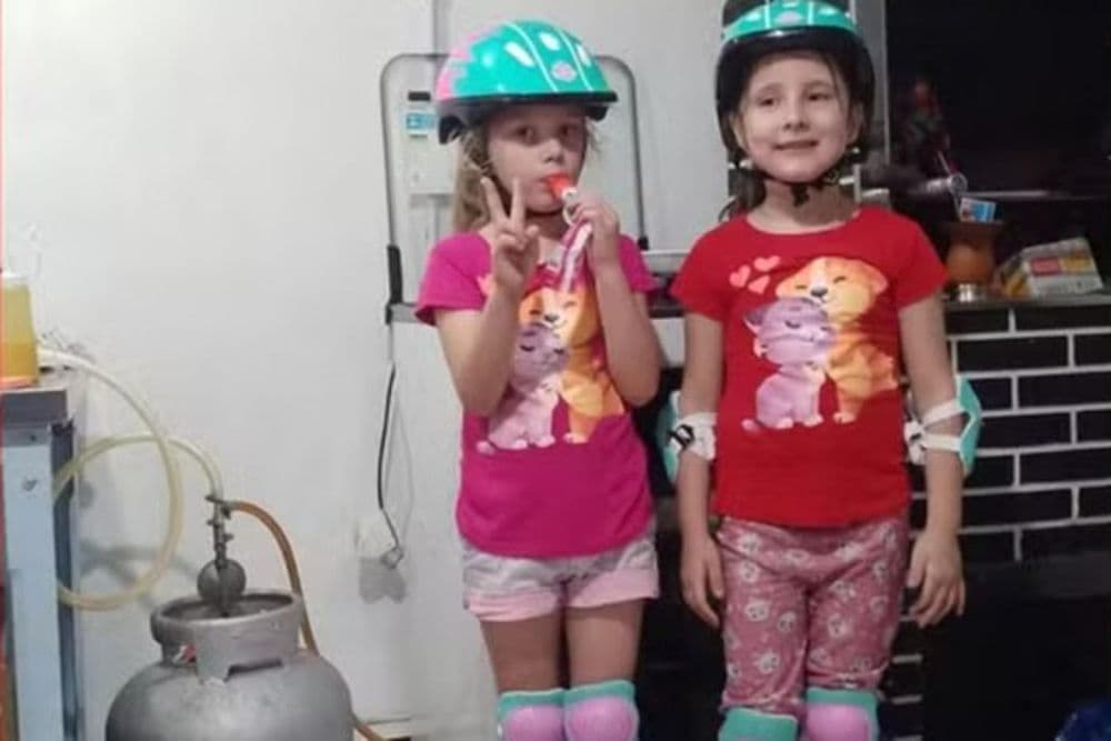 Gêmeas mortas no RS: mãe vira ré por duplo feminicídio e MP aponta "ciúmes excessivo" pelo pai como motivação