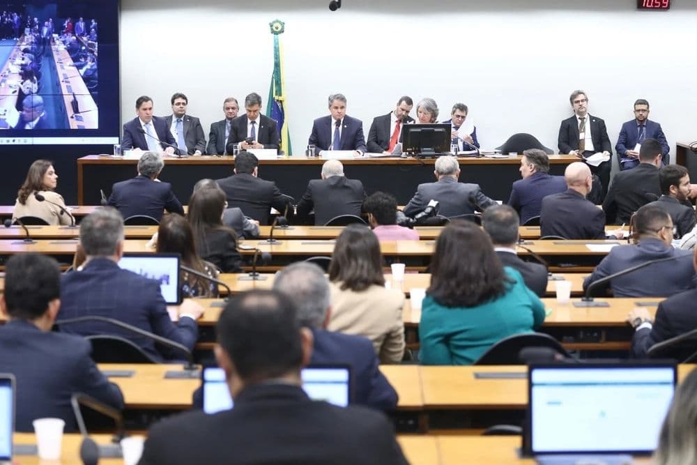 Congresso aprova proposta que aumenta fundo eleitoral para quase R$ 5 bilhões em 2026