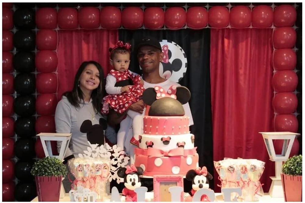 Justiça condena cinco pessoas a mais de 70 anos de prisão por assassinato de casal e filha em Porto Alegre