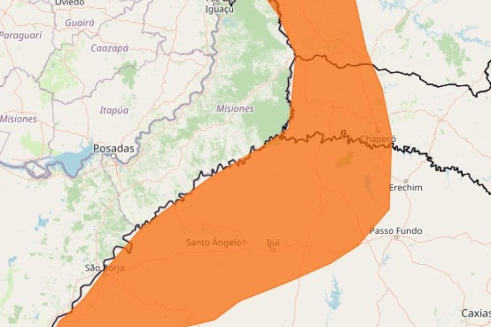 INMET emite alerta de tempestade com grau de perigo em diversas regiões