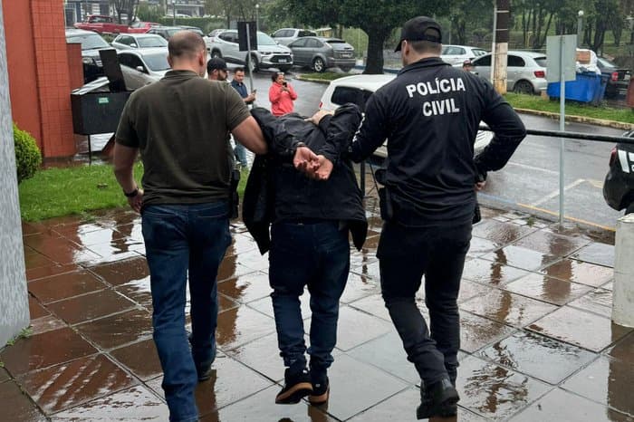 Polícia prende motorista de ônibus escolar suspeito de abusar de crianças e adolescentes em Erebango