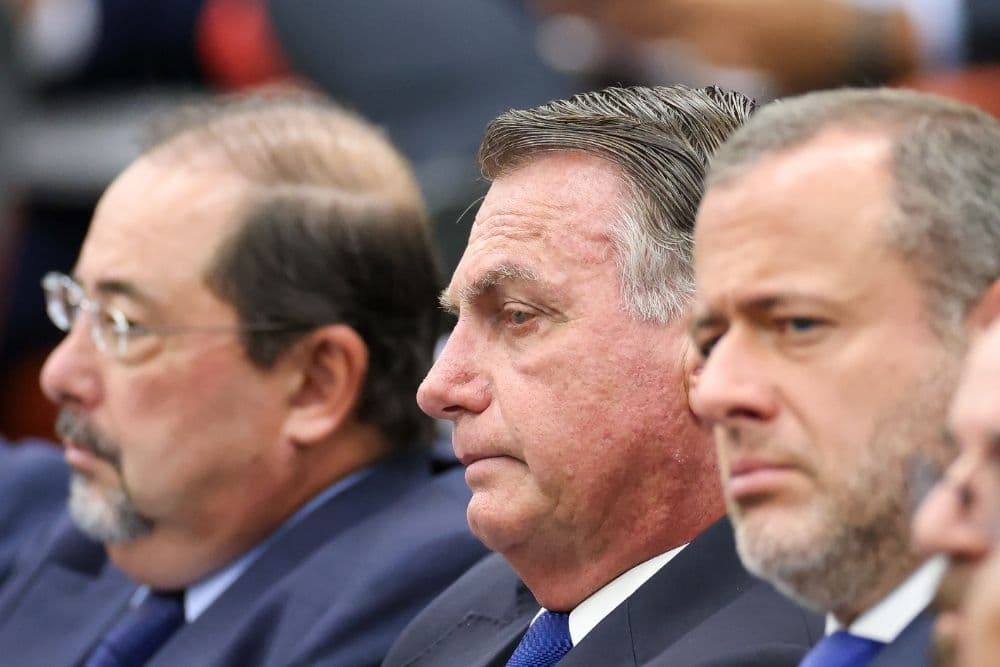 Primeira Turma do STF decide nesta segunda-feira sobre a prisão preventiva de Bolsonaro