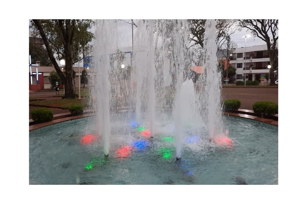 Chafariz da Praça Pompílio Silva é reativado