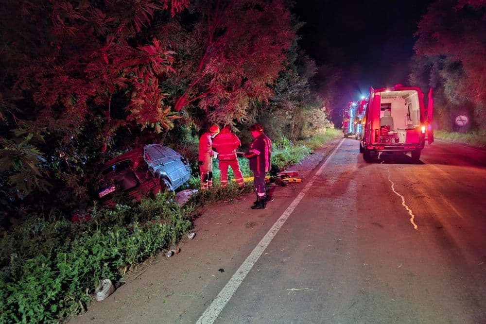 Jovem morre após perder controle de veículo e bater em árvores em Ijuí