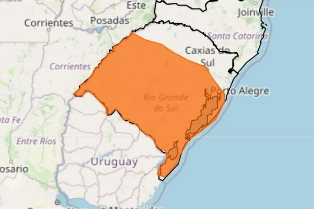 Inmet emite alerta de perigo para tempestade com granizo e vento de até 100 km/h no RS