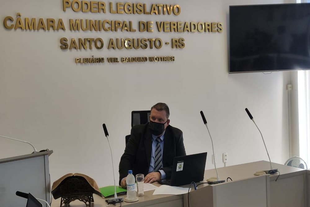 Omar Santi é eleito presidente da Câmara de Vereadores