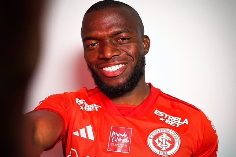 Inter anuncia contratação de Enner Valencia