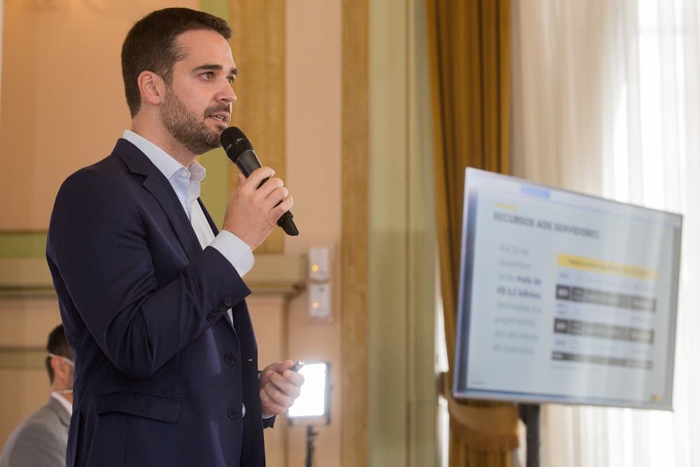 Governo pagará 13º salário de 2021 em dia e quitará parcelas em aberto do ano passado