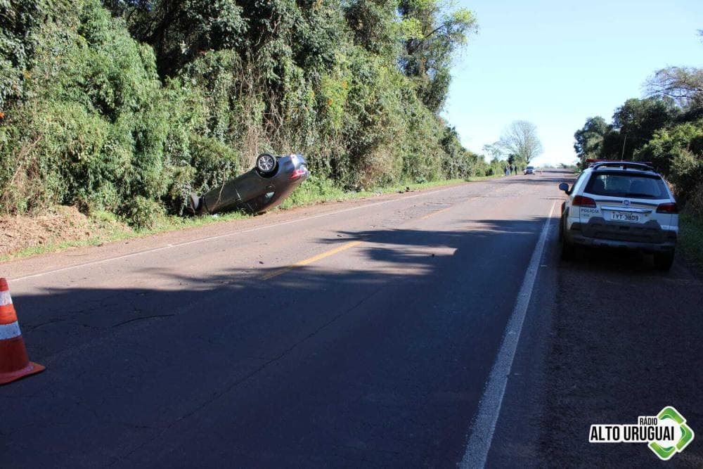 Motorista fica ferido em colisão envolvendo carro e caminhão na BR-468 em Campo Novo