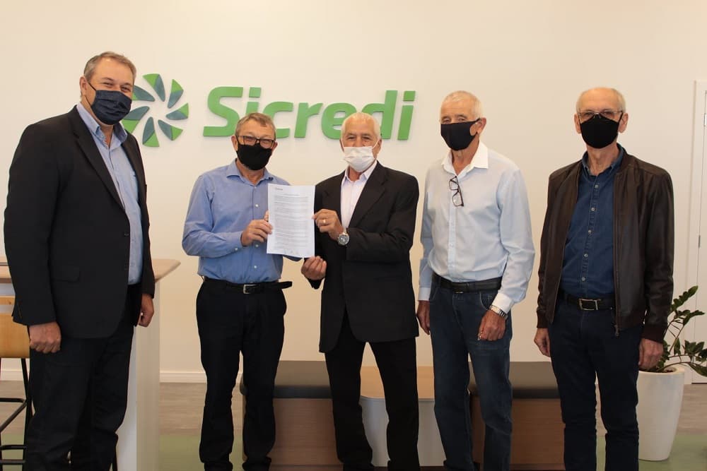 Sicredi doa R$ 60 mil ao Hospital Bom Pastor de Santo Augusto