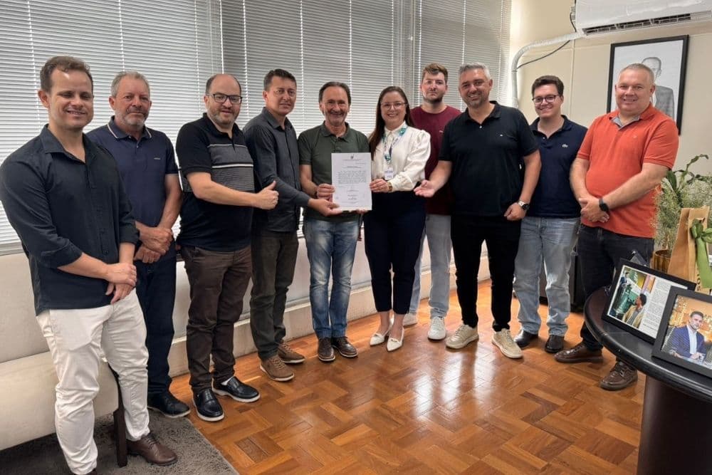 Governo do Estado assina ordem de início de obras de pavimentação em Alegria e Bozano