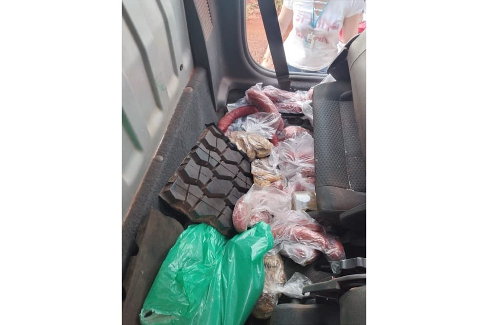 Alimentos sem procedência são apreendidos após acidente no interior de Santo Augusto