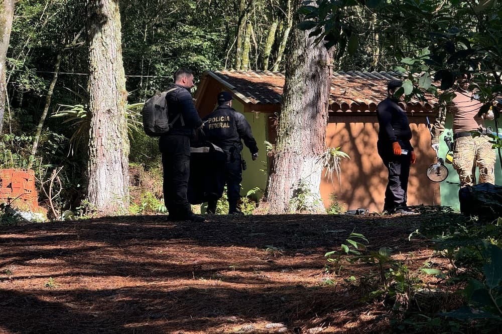 Polícias encontram esconderijo de criminosos que assaltaram aeroporto de Caxias do Sul
