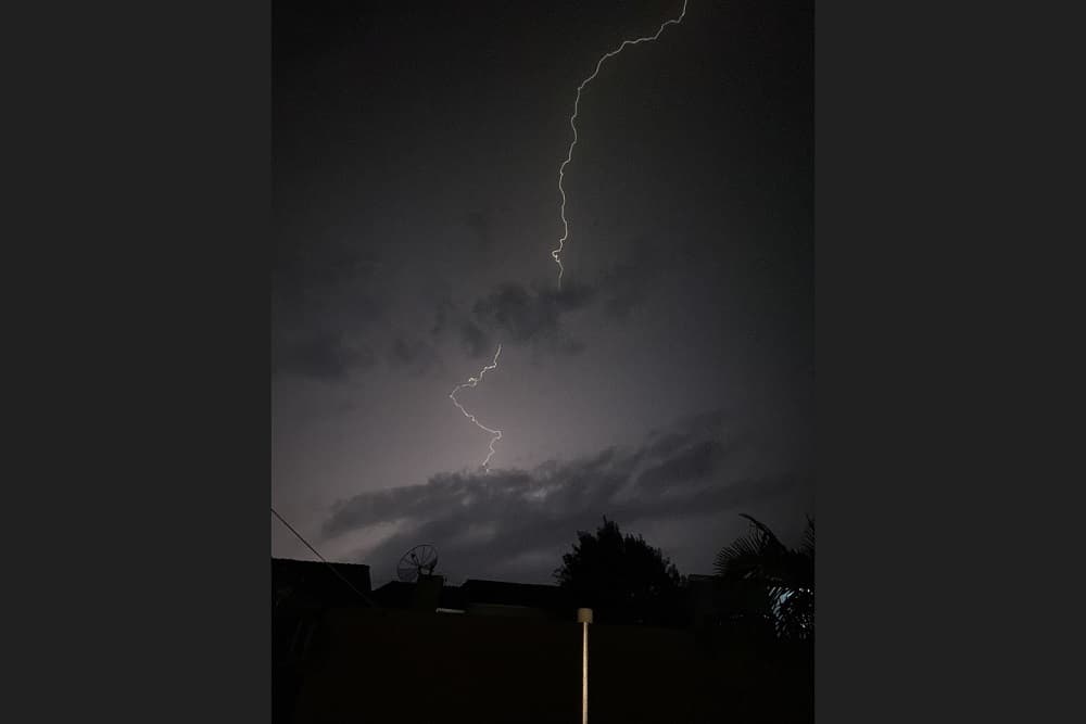 Próximos dias devem ter chuva forte e temporais no RS